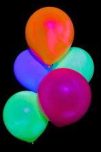 25 ballons ovales mix de couleurs fluo Ø45 cm